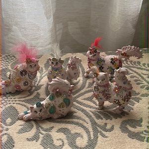 Margaret Le Vans Tails of Support Cat Figurines